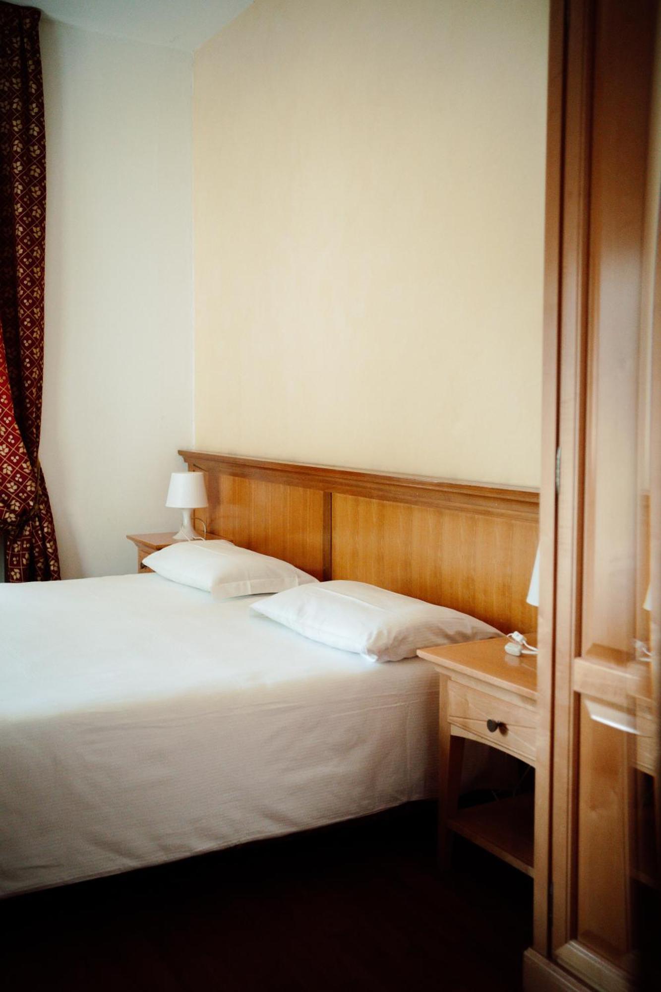 Gorizia Inn Bagian luar foto