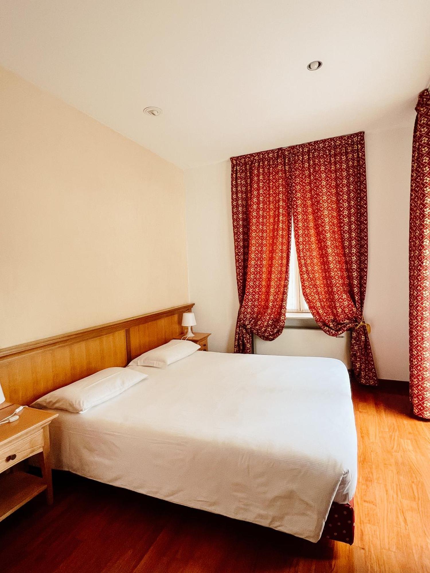 Gorizia Inn Bagian luar foto