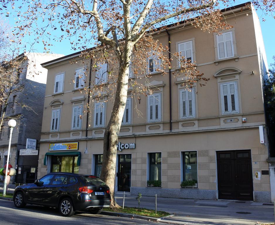 Gorizia Inn Bagian luar foto