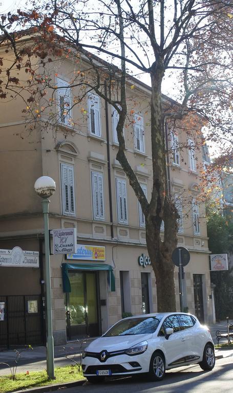 Gorizia Inn Bagian luar foto