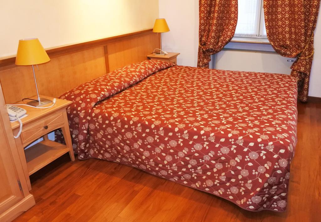 Gorizia Inn Bagian luar foto
